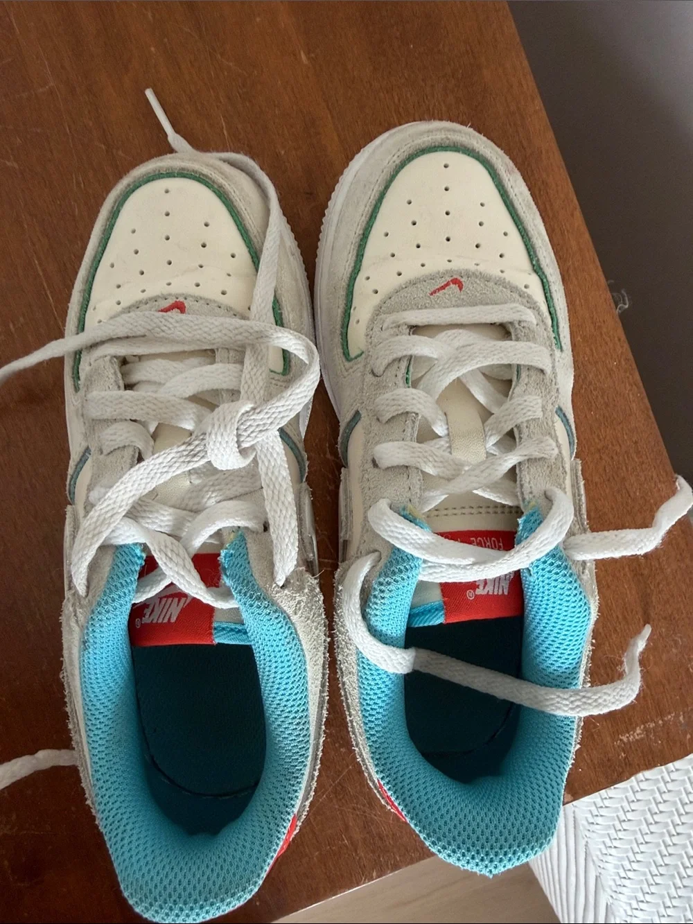 Nike Kids Off-White Sneakers with Teal Lining and Red Heel